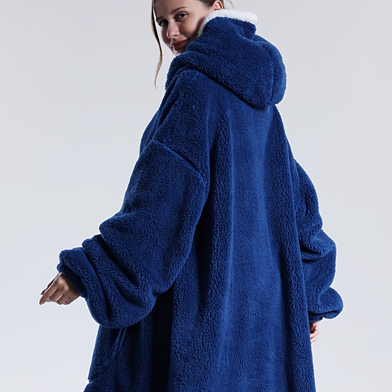 بطانية هودي قابلة للارتداء